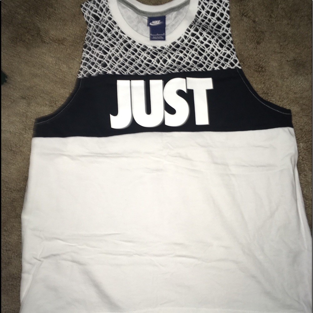 Nike tank